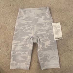 Wunder Under HR Short 10” Jac